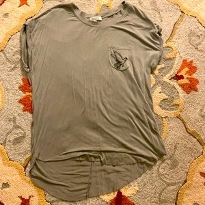Light Olive Green Soft “Free Birds Fly High” T Shirt. Size Medium.